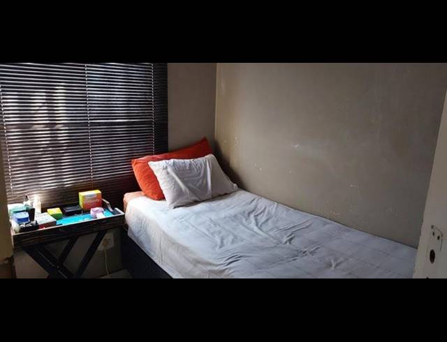 3 BEDROOM HOUSE FOR SALE IN ROSSLYN